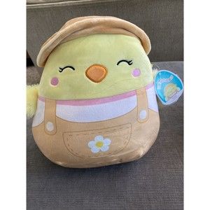 NEW 2022 Easter Squishmallow “AIMEE” Chicken  Yellow Bird Hat Target Exclusive!